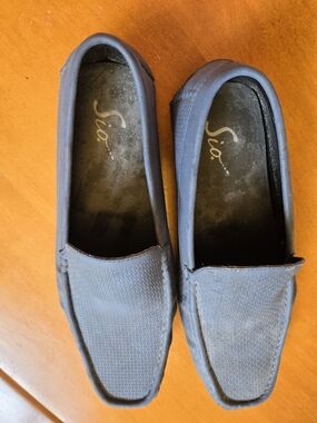 Sio Men’s Navy Slip-On Loafers — Casual Comfort